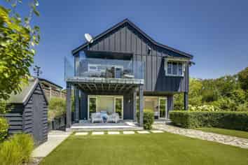 Hawkes Bay - Address withheld