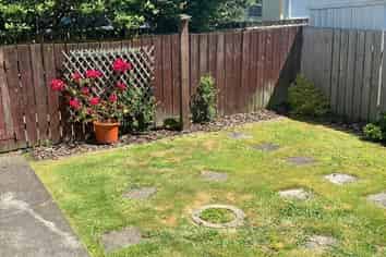 4/576 Queen Street East, Levin