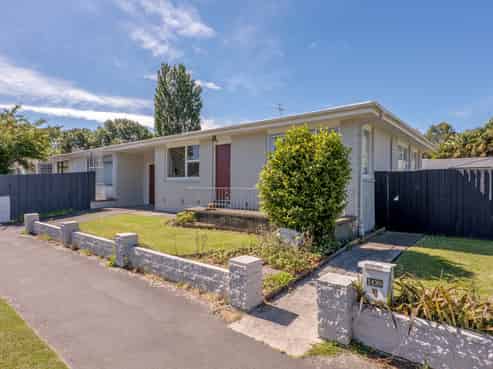 3/108 Staveley Street, Avonhead