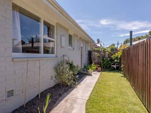 3/108 Staveley Street, Avonhead