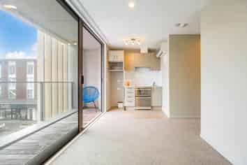 201/7 Kaipiho Lane, Albany