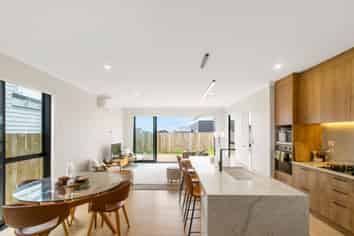 3 Ridgehill Rise, Flat Bush