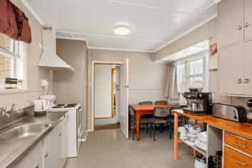 15 Lambeth Crescent, Northcote