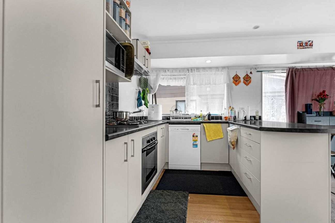 Spacious Family Duplex  Huge Backyard - Ansicht 6