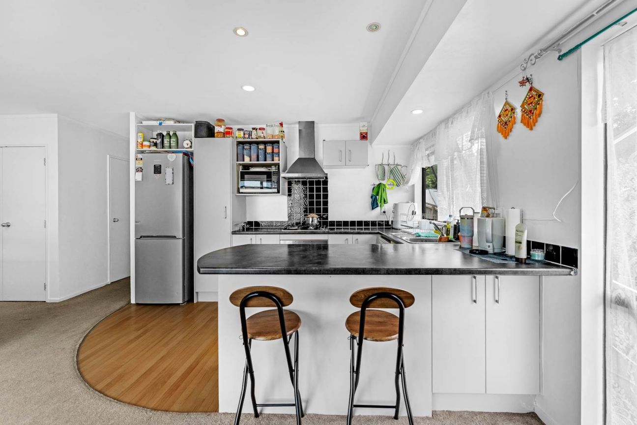 Spacious Family Duplex  Huge Backyard - Ansicht 5