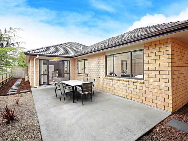 9 Tsar Court, Flat Bush