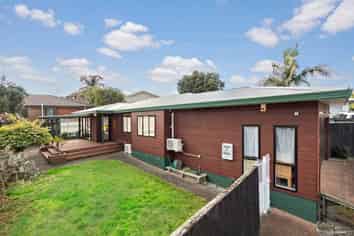 1/63 Gosford Drive, Botany Downs