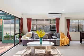 1/63 Gosford Drive, Botany Downs