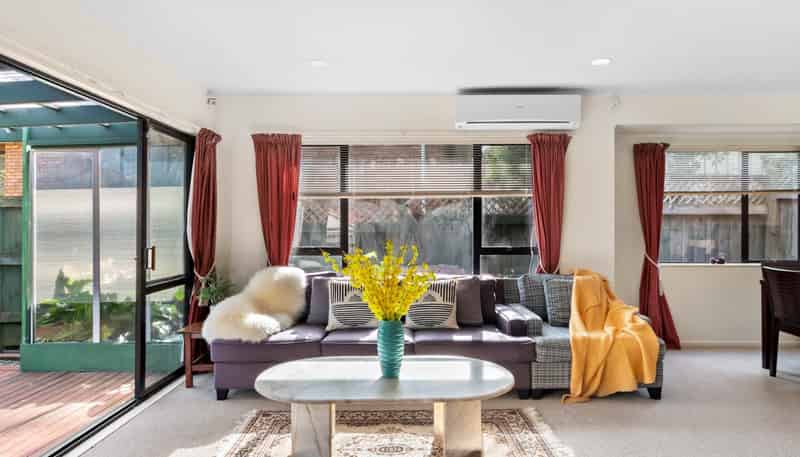 1/63 Gosford Drive, Botany Downs