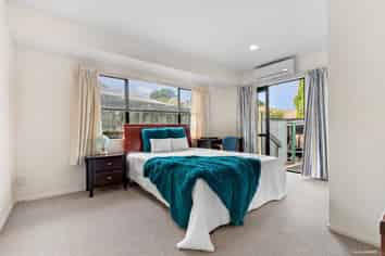 1/63 Gosford Drive, Botany Downs