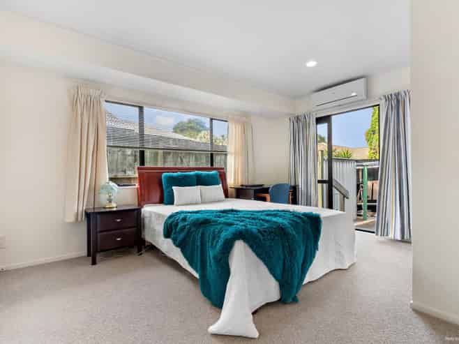 1/63 Gosford Drive, Botany Downs