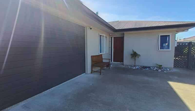 8A Merton Crescent, Pirimai