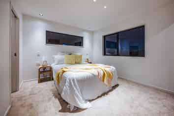 7/4 Bingara Place, Favona