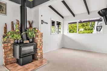 80 Wishart Road, Helensville