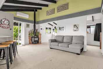 80 Wishart Road, Helensville