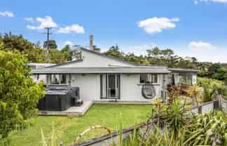 80 Wishart Road, Helensville