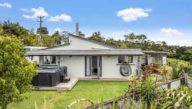 80 Wishart Road, Helensville