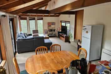 10 Swadel Way, Karori