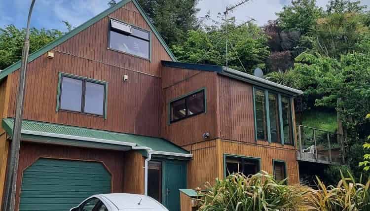 10 Swadel Way, Karori