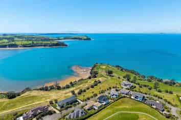 13 Pacific Cliffs Drive, Gulf Harbour