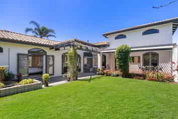 13 Pacific Cliffs Drive, Gulf Harbour