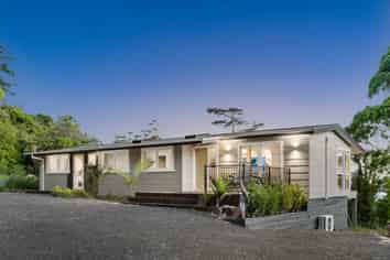 3 Riverhaven Drive, Stanmore Bay