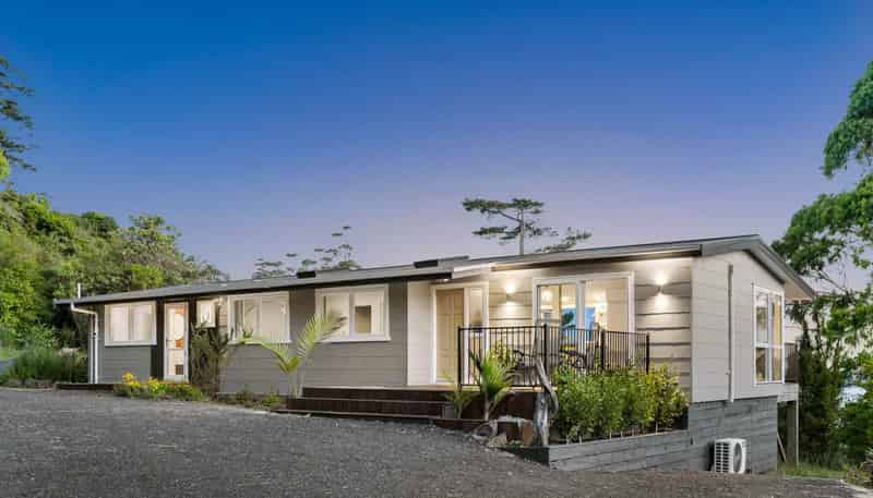 3 Riverhaven Drive, Stanmore Bay