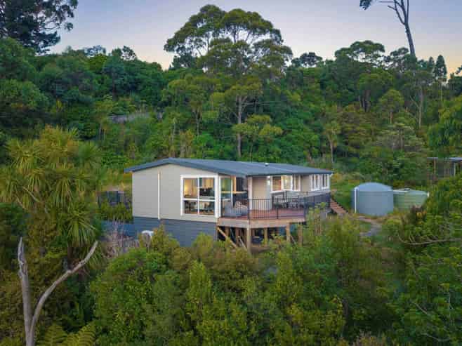 3 Riverhaven Drive, Stanmore Bay