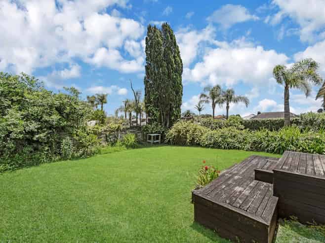 97B  Selwyn Avenue, Mission Bay