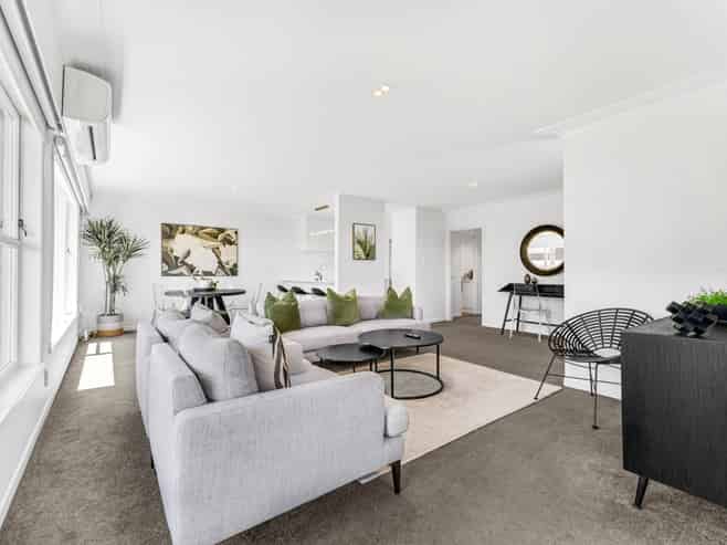 97B  Selwyn Avenue, Mission Bay