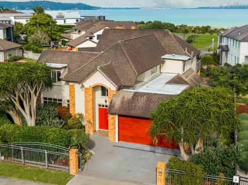 30 Waikura Drive, Te Atatu Peninsula