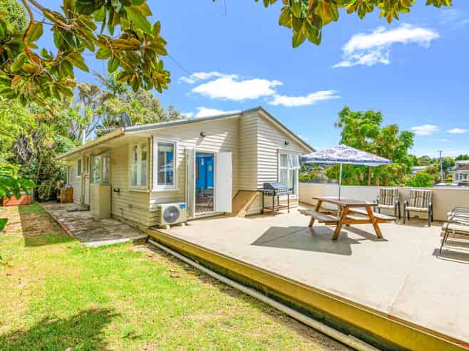 42 Selwyn Crescent, Forrest Hill