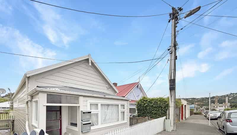 108B Mein Street, Newtown