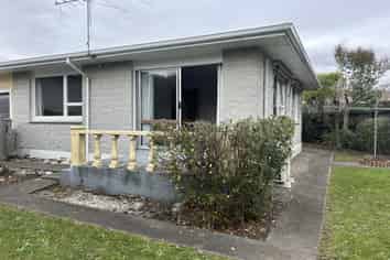 2/12 Cornwall Place , Stoke