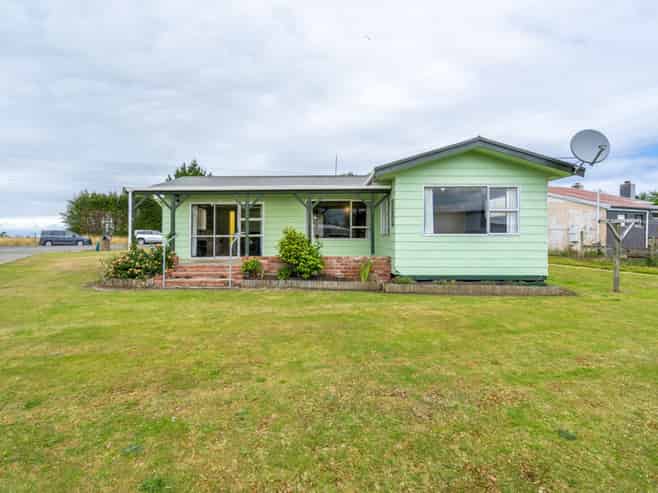 16 Havelock Street, Riverton