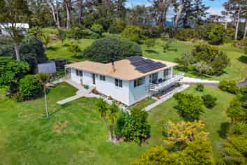 206 Old School Road, MAUNGAKARAMEA