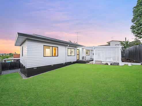 28 Madigan Place, Glendene