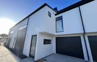 2/142 Milton Street, Somerfield