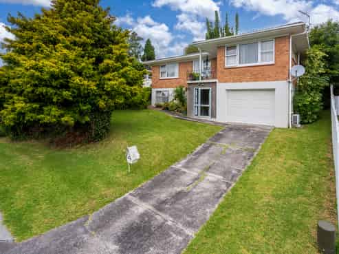 4 Ayton Drive, Totara Vale