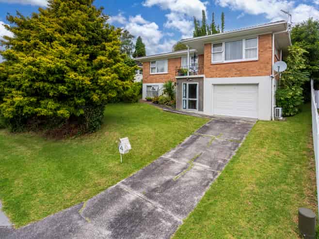 4 Ayton Drive, Totara Vale