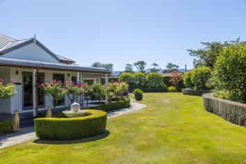 4-6 Mole Street, Greytown