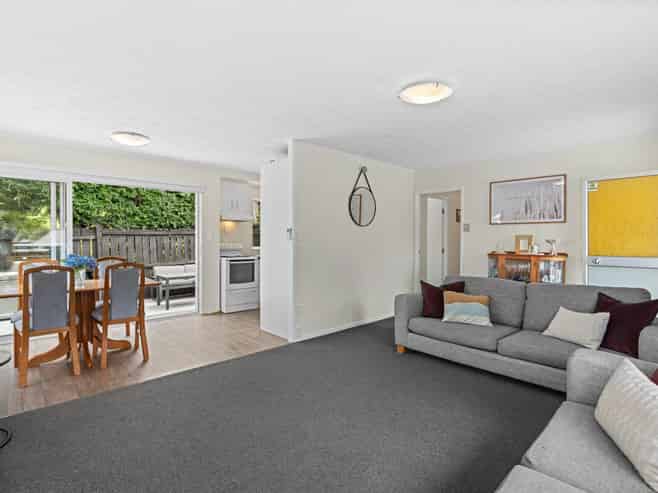 11 Alidade Place, Massey