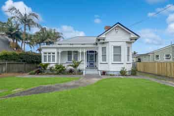 125 Vauxhall Road, Devonport