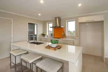 2 & 2A Mutetai Road, Clarks Beach