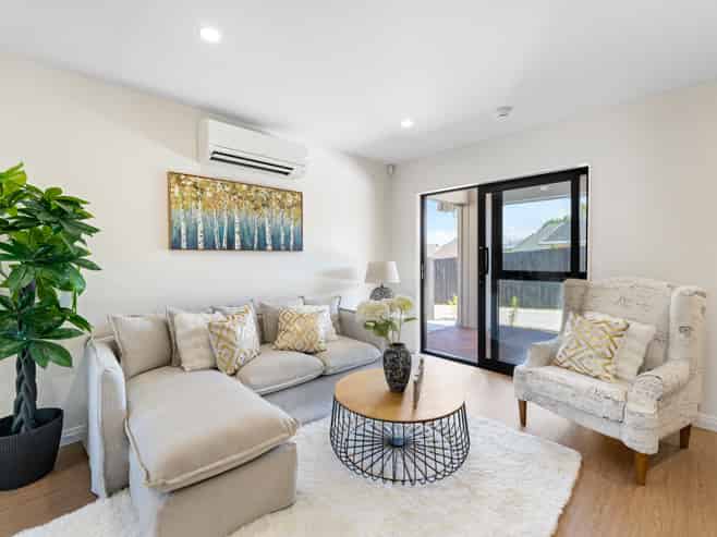 2/142 Great South Road, Manurewa