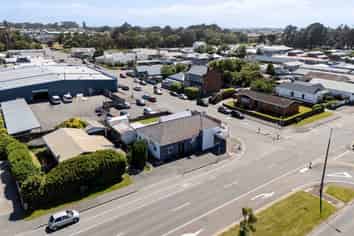 Step into Commercial Freehold Investment! 