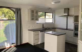 15 Resolution Place, Bryndwr