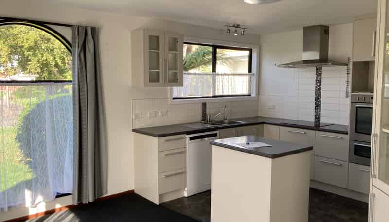 15 Resolution Place, Bryndwr