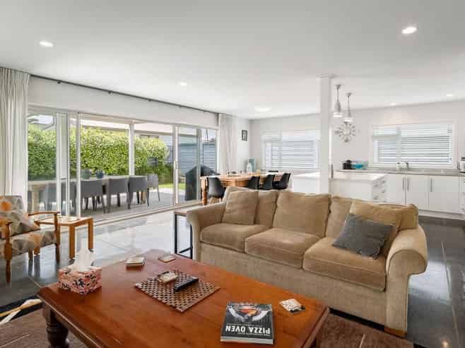 38 Ocean View Road, Waihi Beach