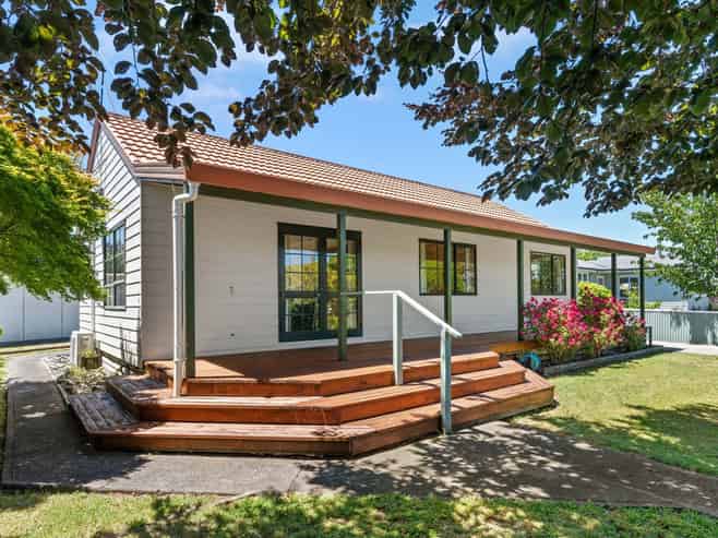 9 Venice Street, Martinborough